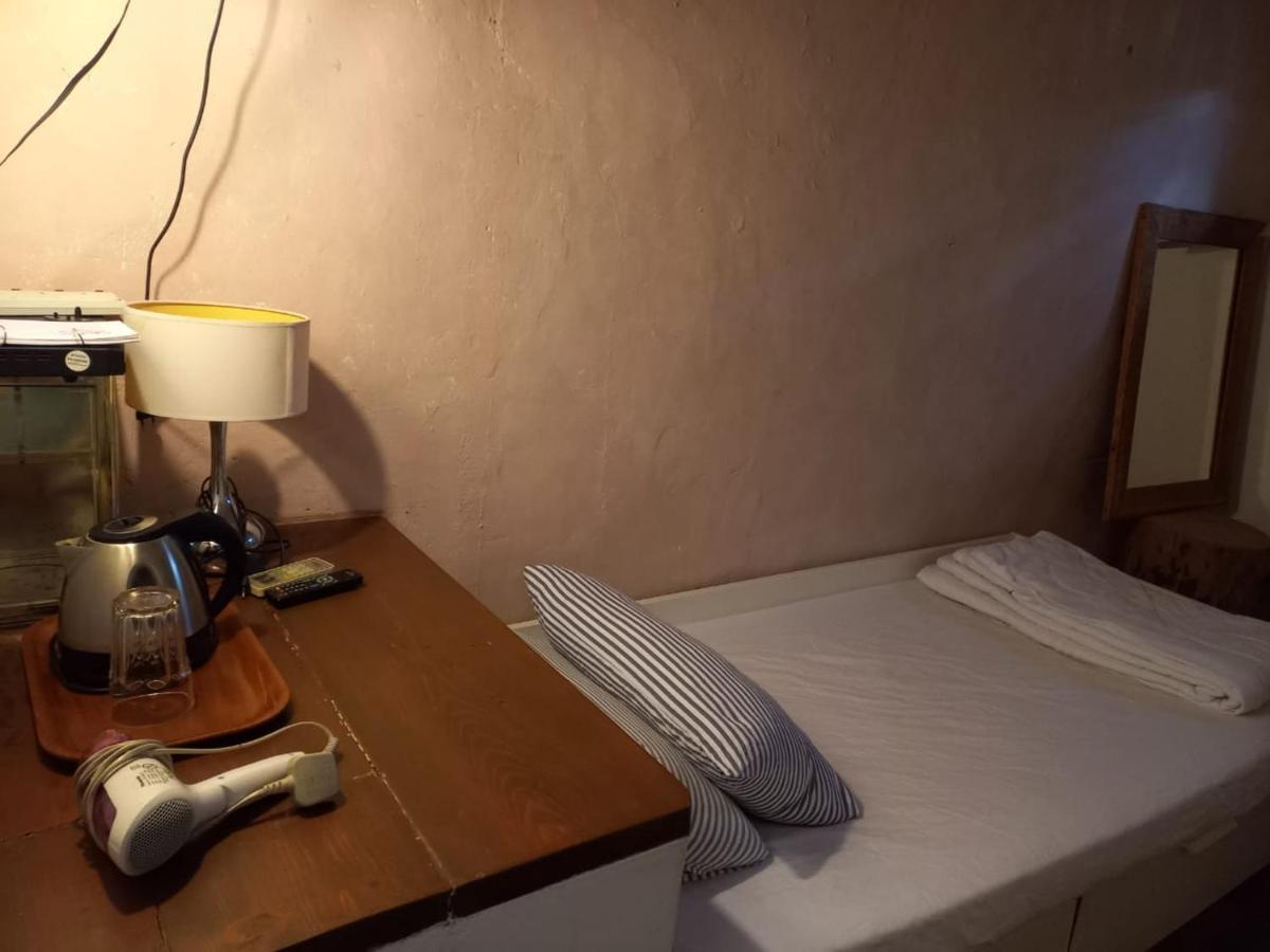 Lima.Tujoh Hotel Kuching Eksteriør billede