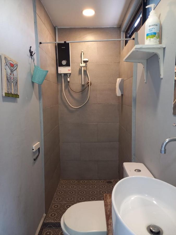 Lima.Tujoh Hotel Kuching Eksteriør billede