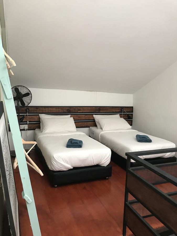 Lima.Tujoh Hotel Kuching Eksteriør billede